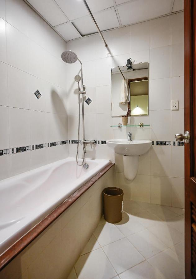 The Noble Swan Hotel New World โฮจิมินห์ซิตี้ ภายนอก รูปภาพ