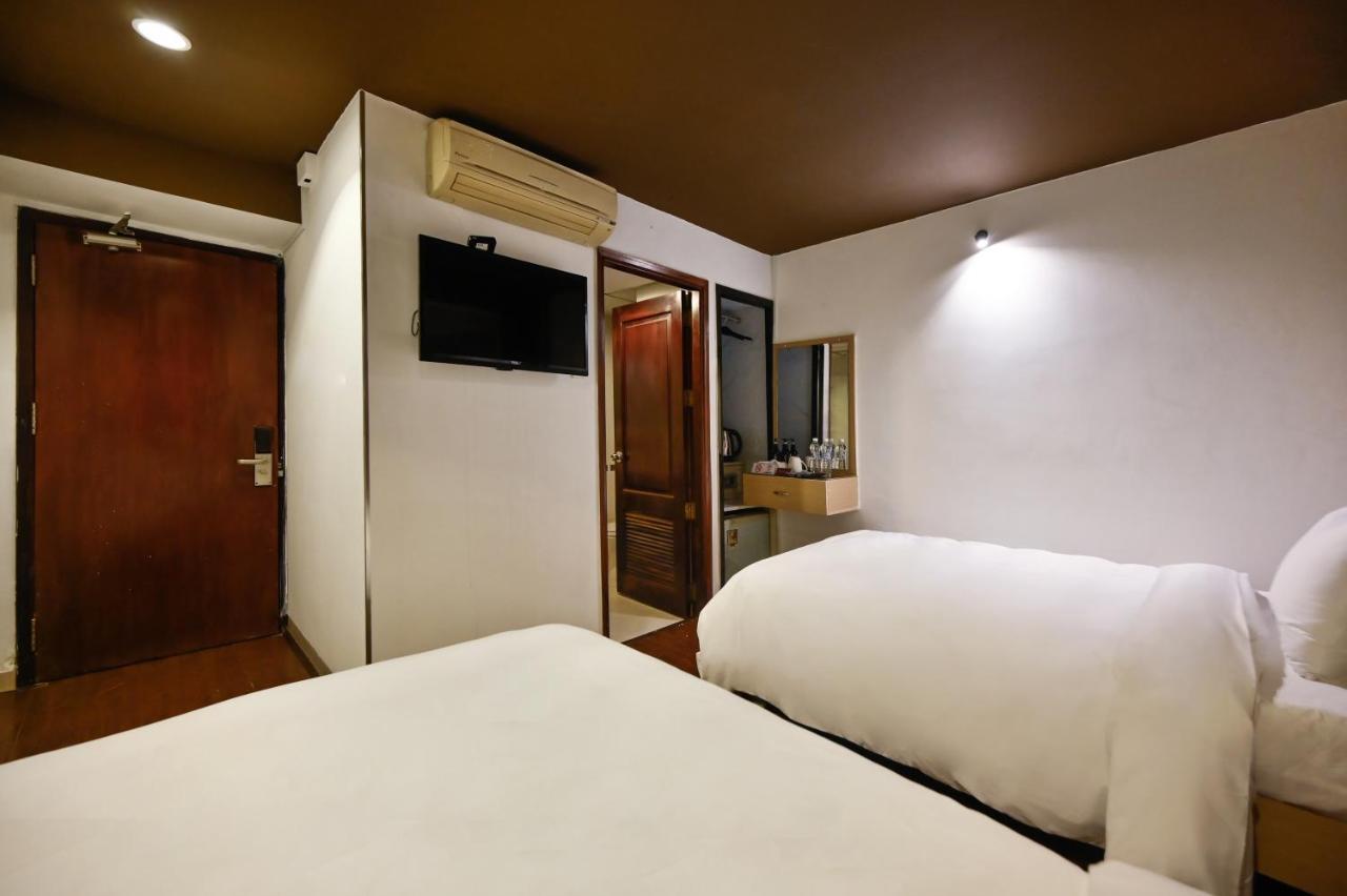 The Noble Swan Hotel New World โฮจิมินห์ซิตี้ ภายนอก รูปภาพ