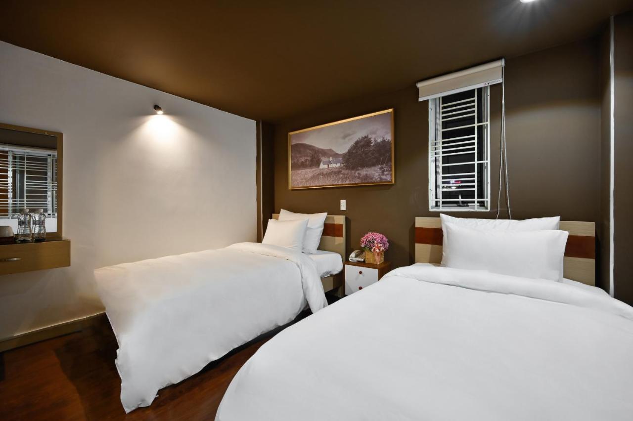The Noble Swan Hotel New World โฮจิมินห์ซิตี้ ภายนอก รูปภาพ