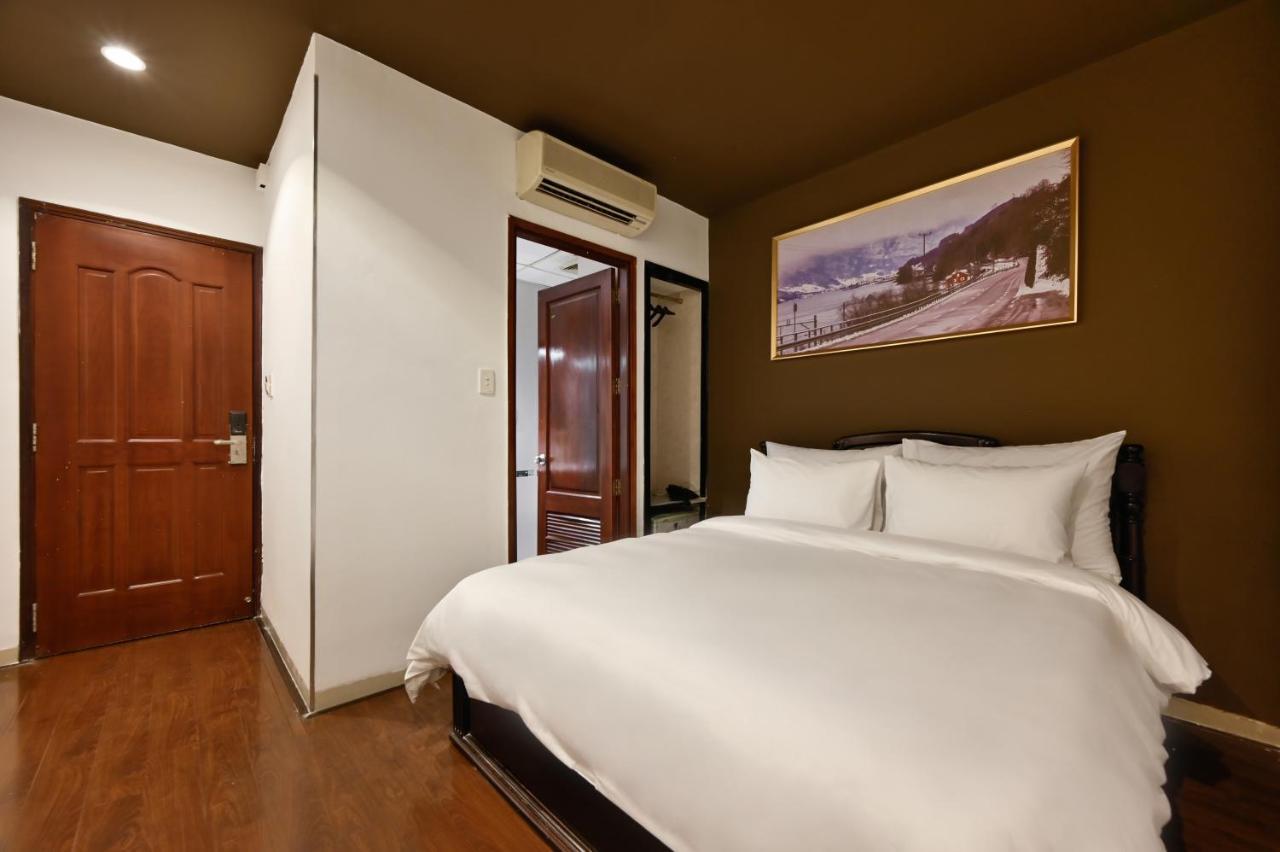 The Noble Swan Hotel New World โฮจิมินห์ซิตี้ ภายนอก รูปภาพ