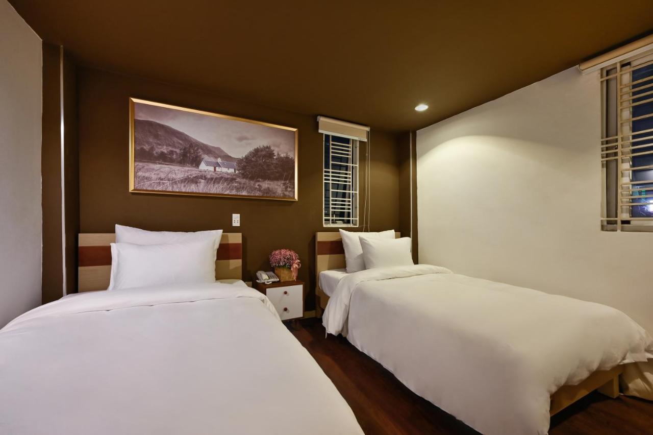 The Noble Swan Hotel New World โฮจิมินห์ซิตี้ ภายนอก รูปภาพ