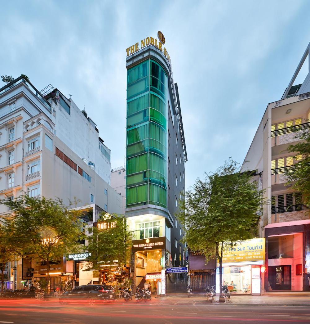 The Noble Swan Hotel New World โฮจิมินห์ซิตี้ ภายนอก รูปภาพ